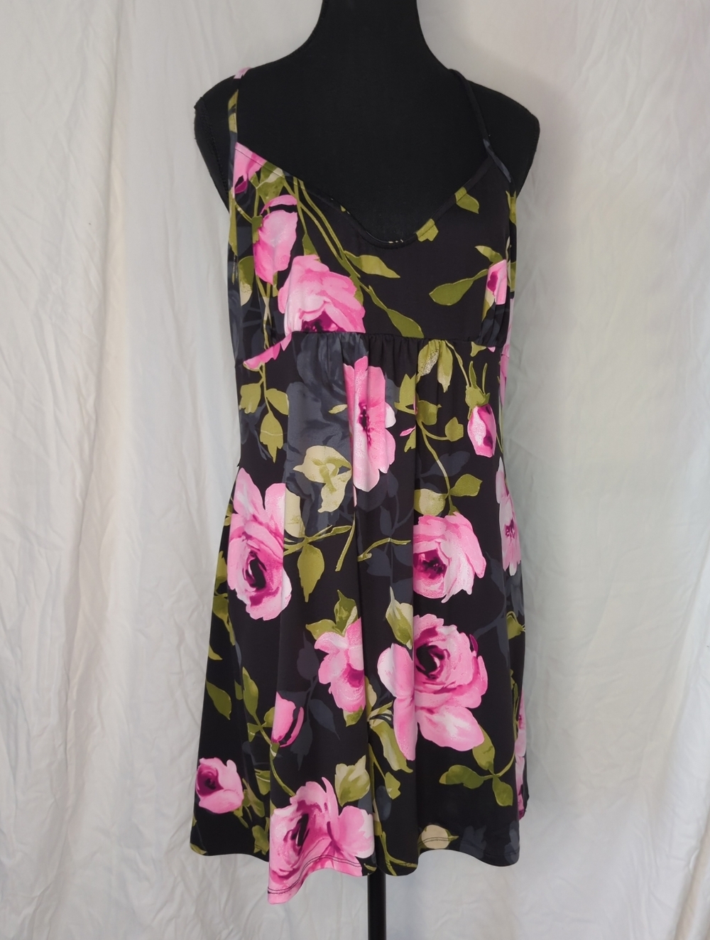 Joyspun Women’s Lace Back Chemise XL Dark Floral Super Soft